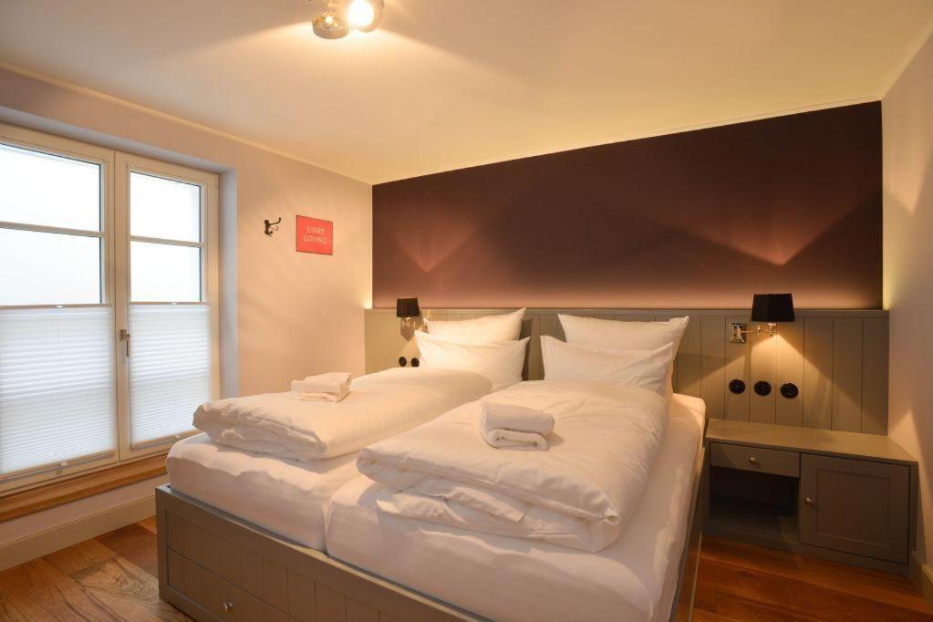 Maybach Whg 5 Metropol Apartment *
