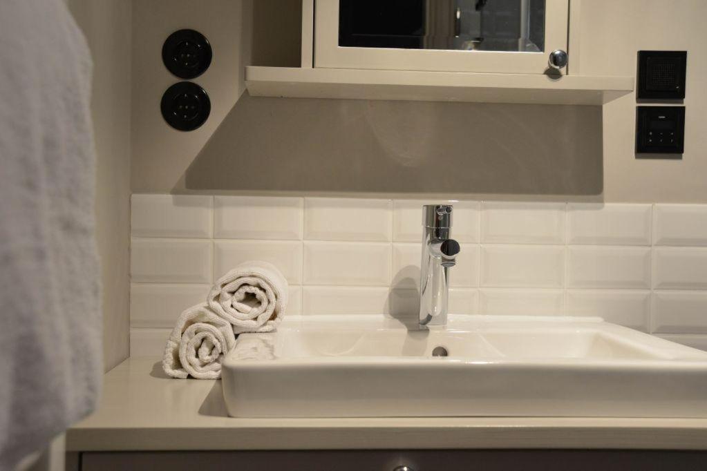 Maybach Whg 5 Metropol Apartment *